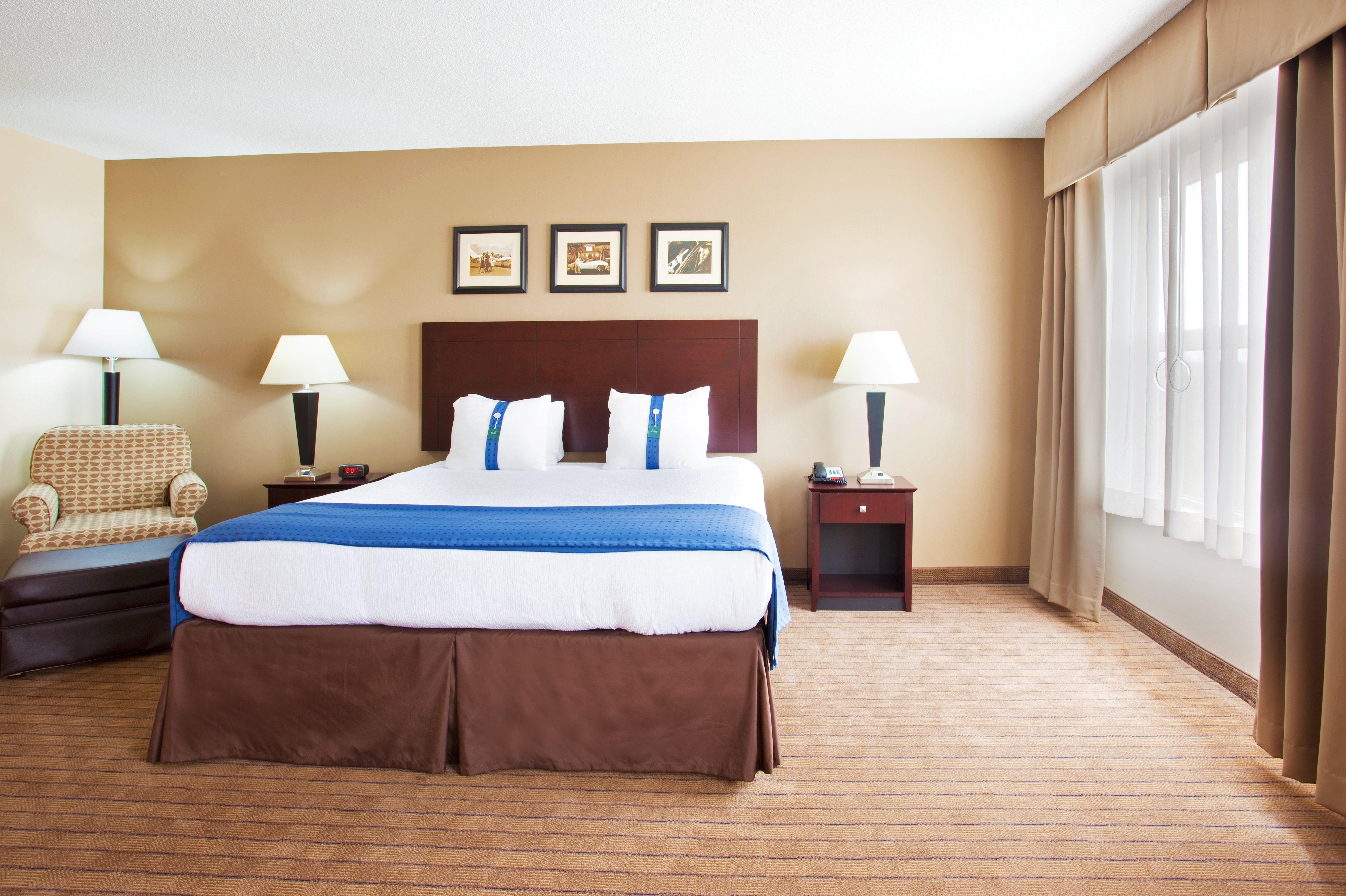 Holiday Inn Aurora North - Naperville By Ihg Екстериор снимка