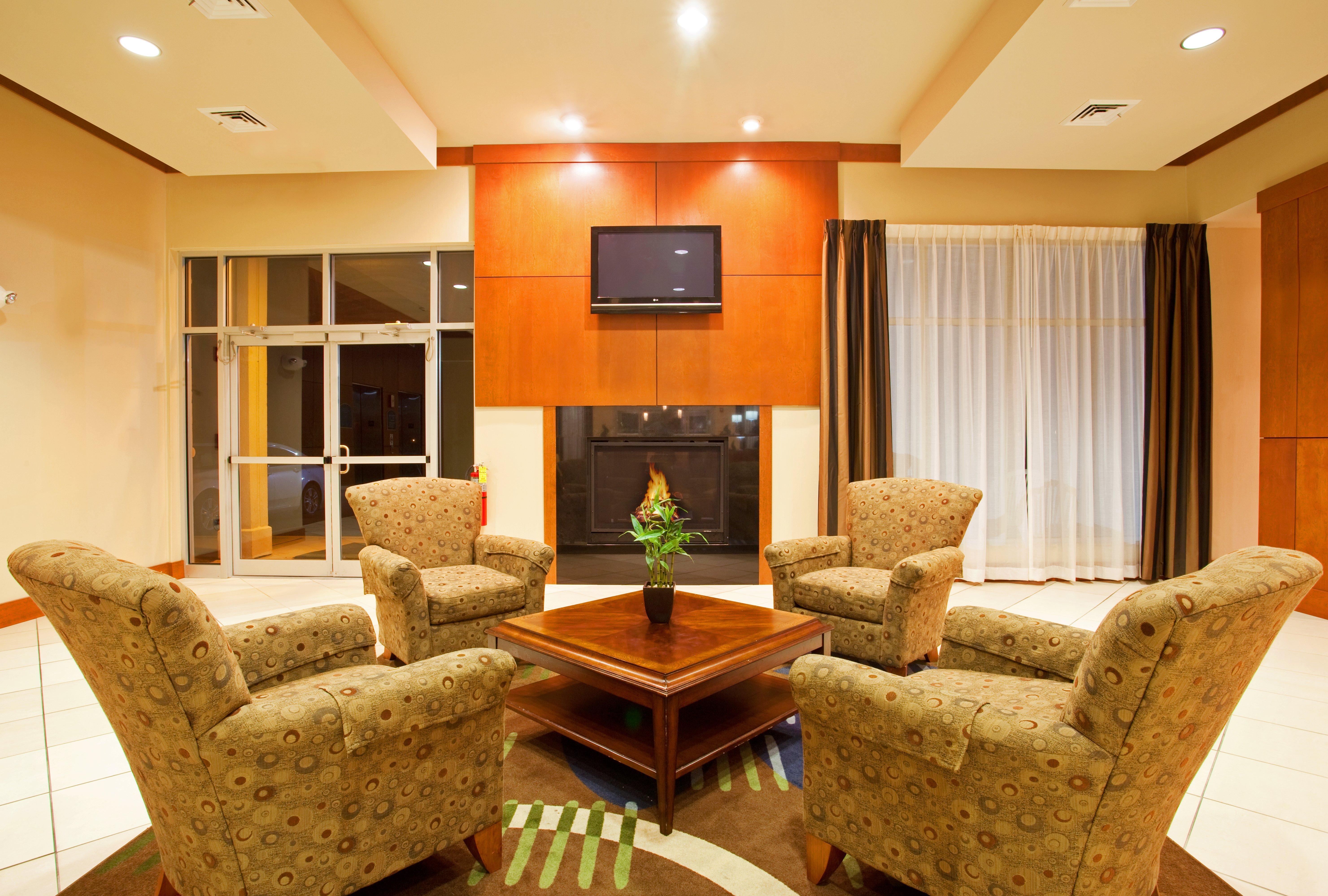 Holiday Inn Aurora North - Naperville By Ihg Екстериор снимка