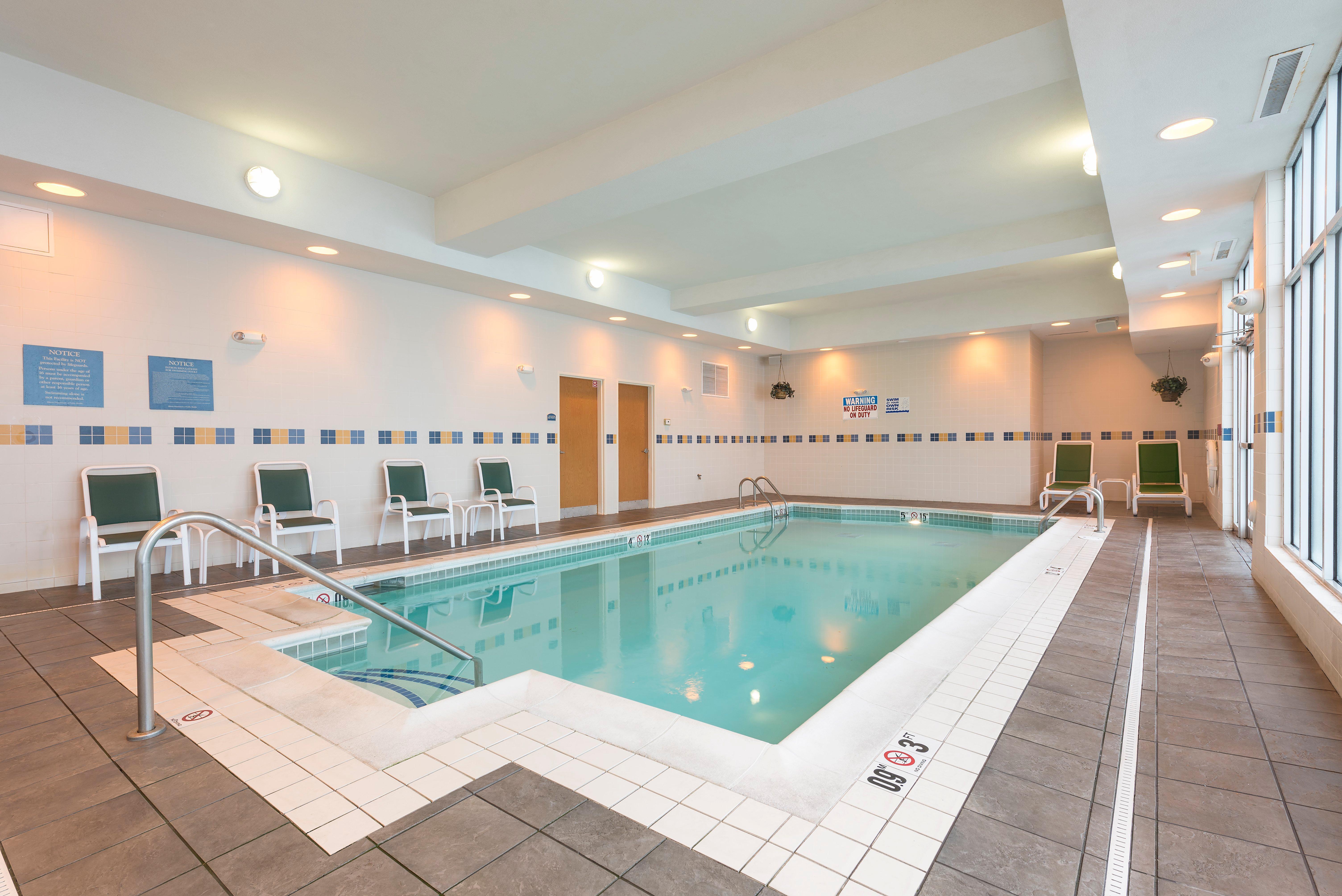 Holiday Inn Aurora North - Naperville By Ihg Екстериор снимка