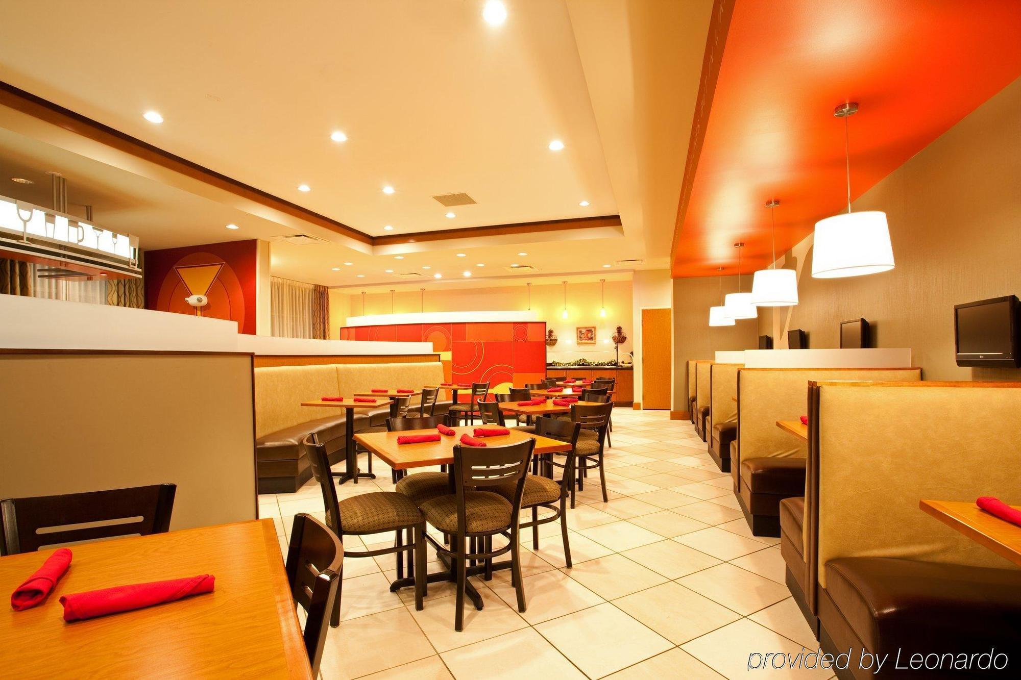 Holiday Inn Aurora North - Naperville By Ihg Екстериор снимка